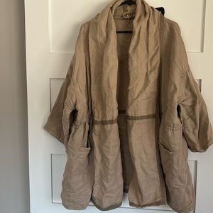 Free people, medium/large wrapped jacket with adjustable waist, beige.